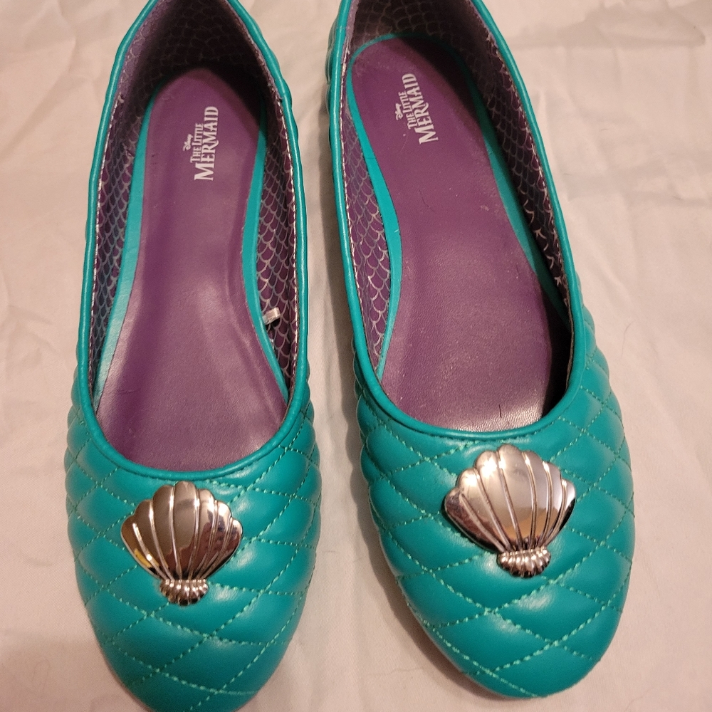 Hot topic ariel flats